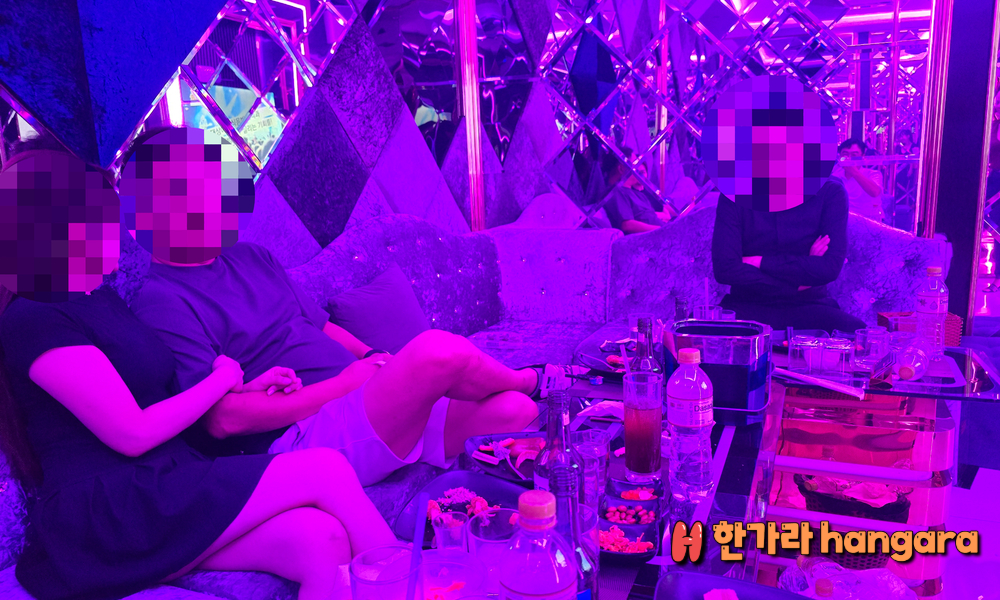 호치민 가라오케